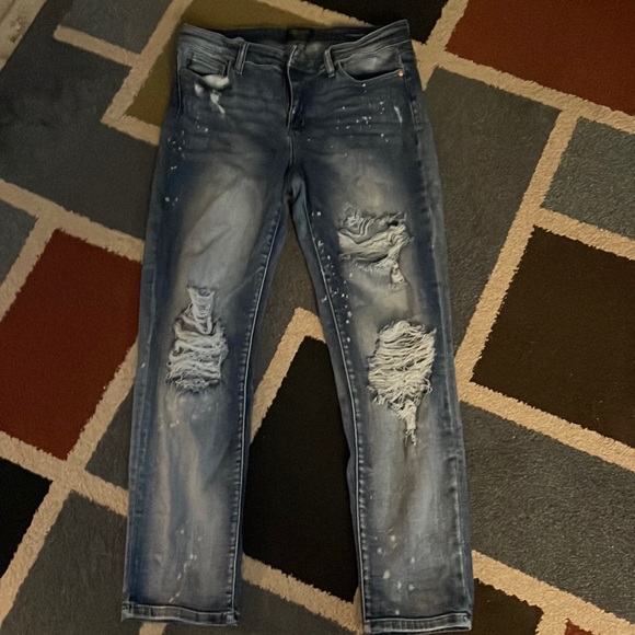 Judy Blue Denim - Judy Blue size 13/31 Bleach Splashed Boyfriend Jeans